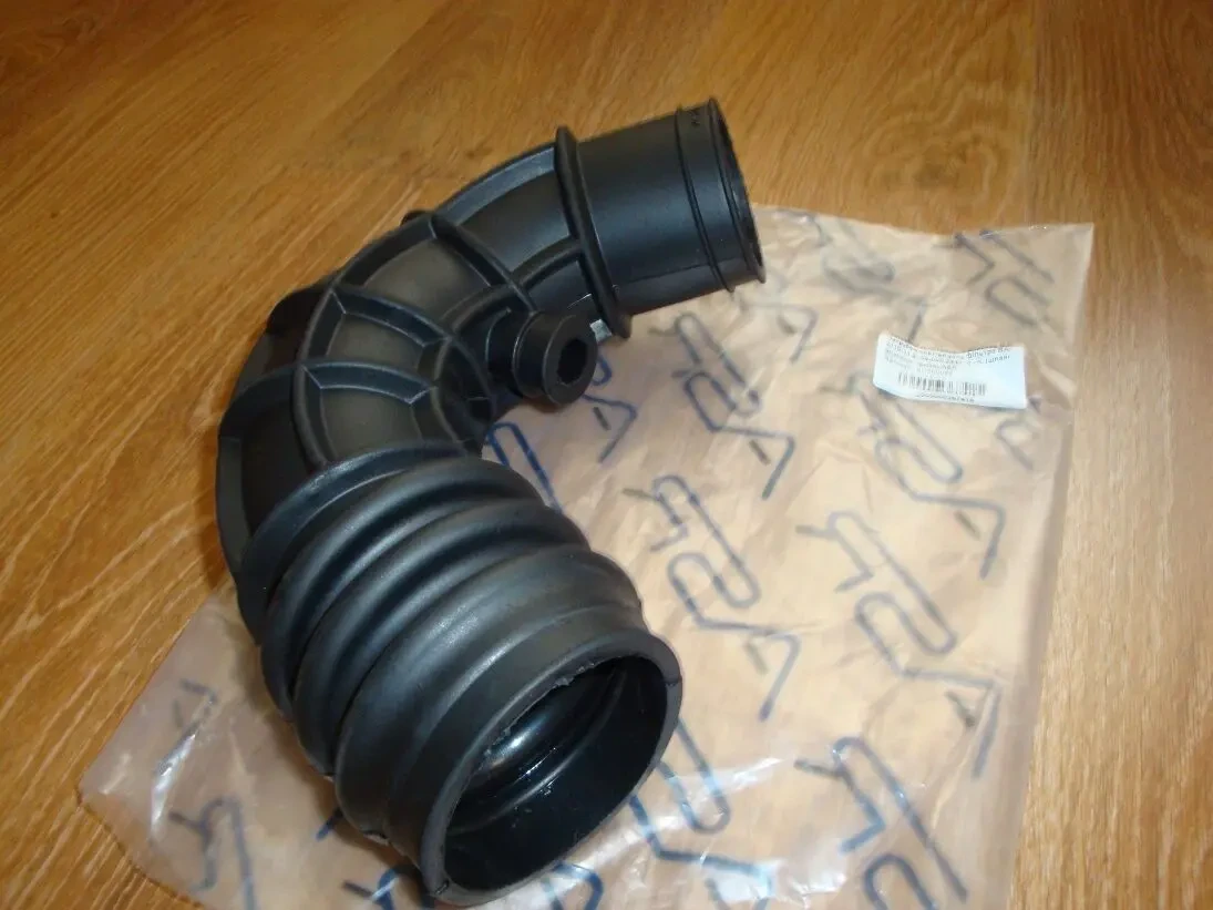 Патрубок повітряного фільтру Ваз 2108, 2109, 21099, 2110-2115 8 кл. 5