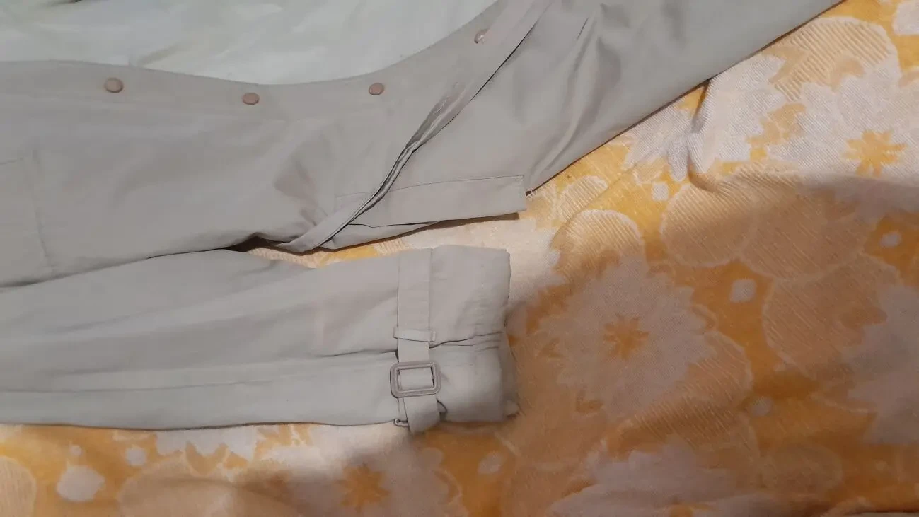 Классический светло-кофейный плащ, на подкладке, на кнопках 7