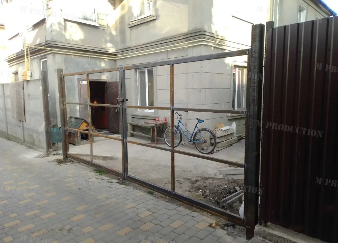 Распашные ворота 10