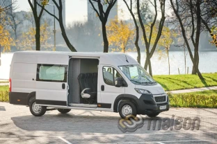 Переобладнання Peugeot Boxer у вантажопасажирський (до 7 місць)
