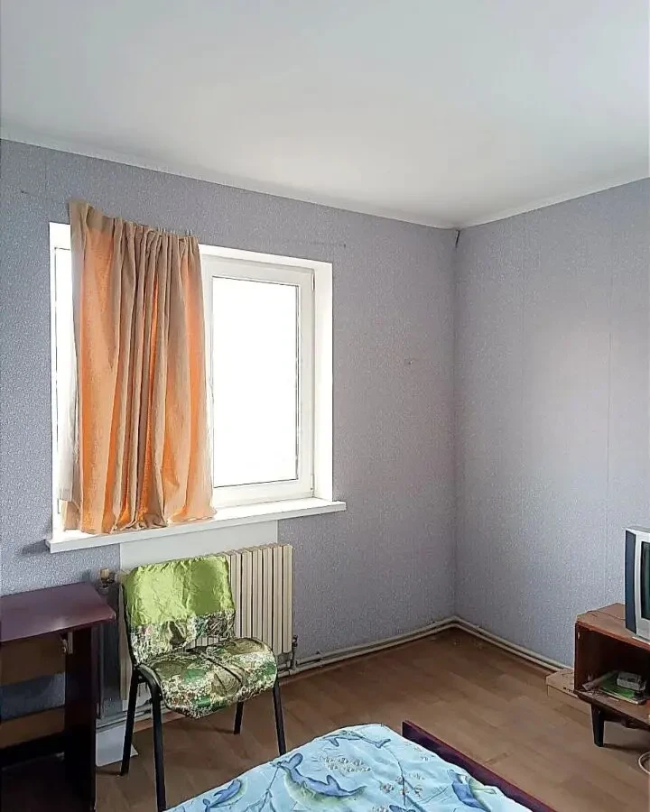 добротный дом с сто 6