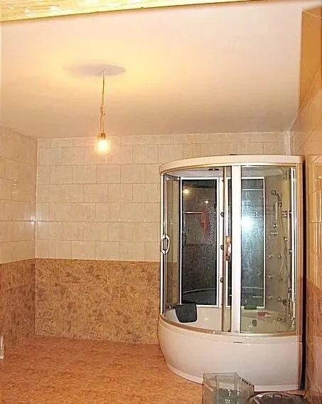 добротный дом с сто 4