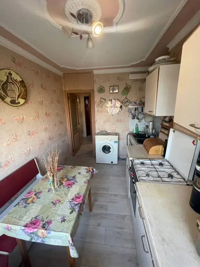 продам 3к квартиру Победа 2