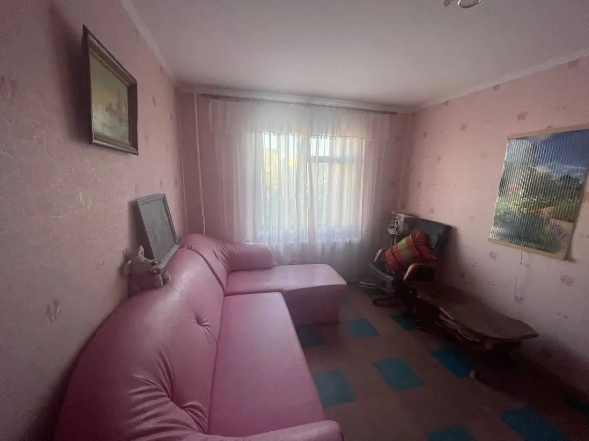 продам 3к квартиру Победа 6