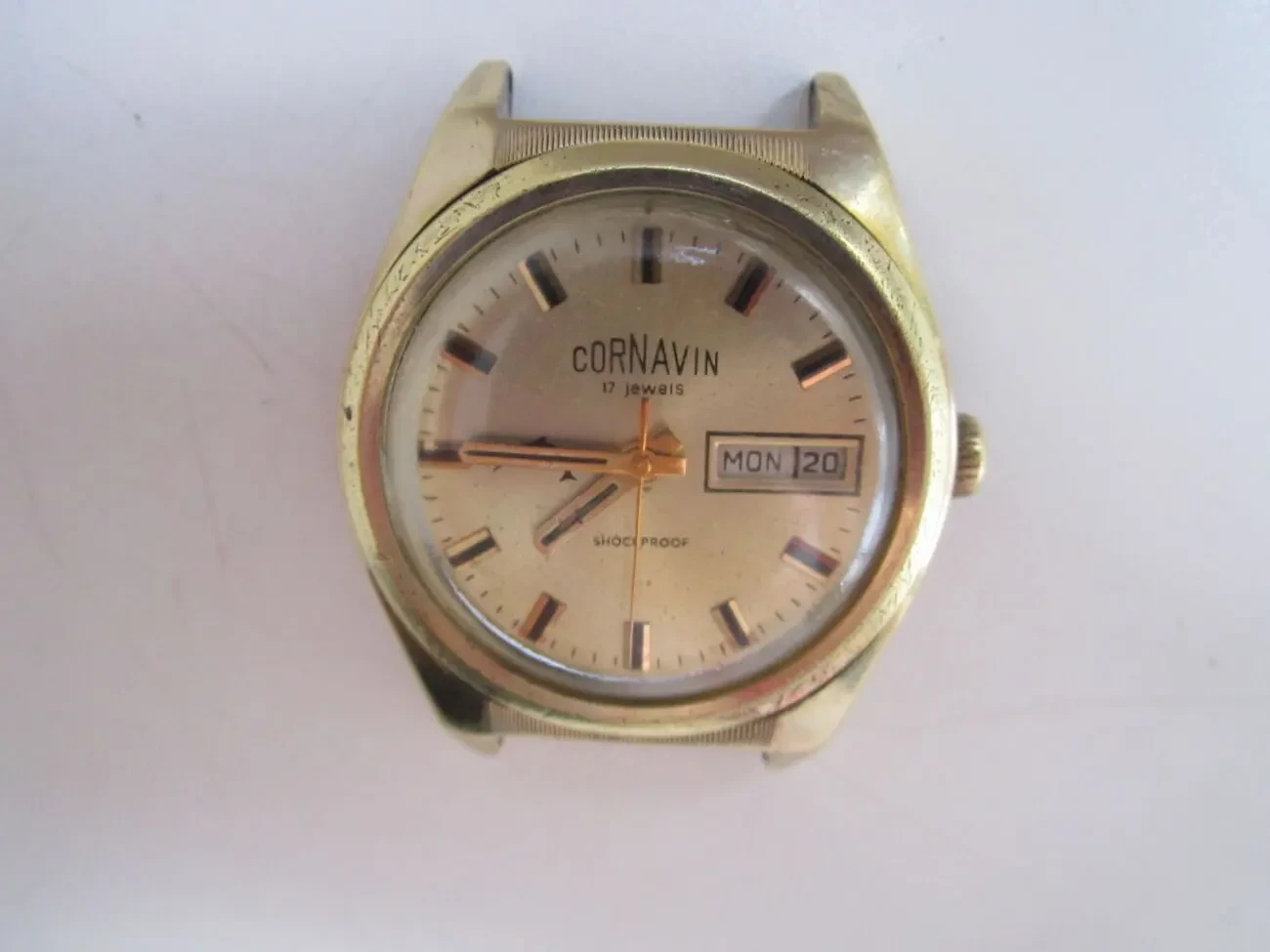 Часы мужские CORNAVIN 22k.G.Plated. Made in USSR. На ходу. Механика