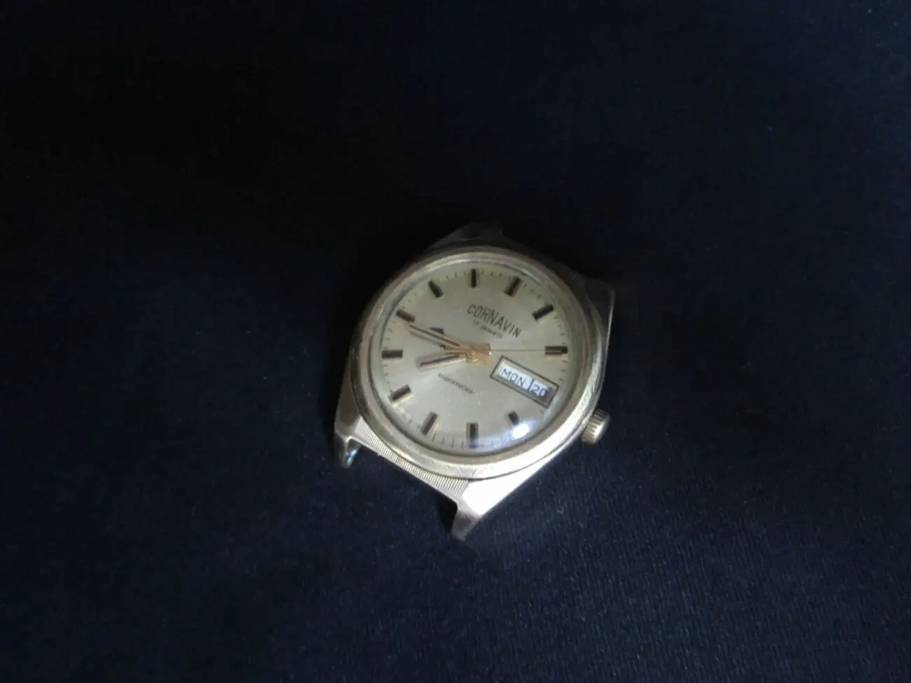 Часы мужские CORNAVIN 22k.G.Plated. Made in USSR. На ходу. Механика 6