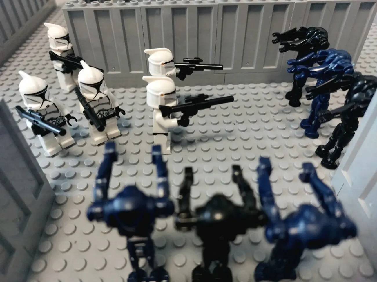 Lego star wars Лего Звёздные Войны минифигурки дроидов Боевой дроид В1 3