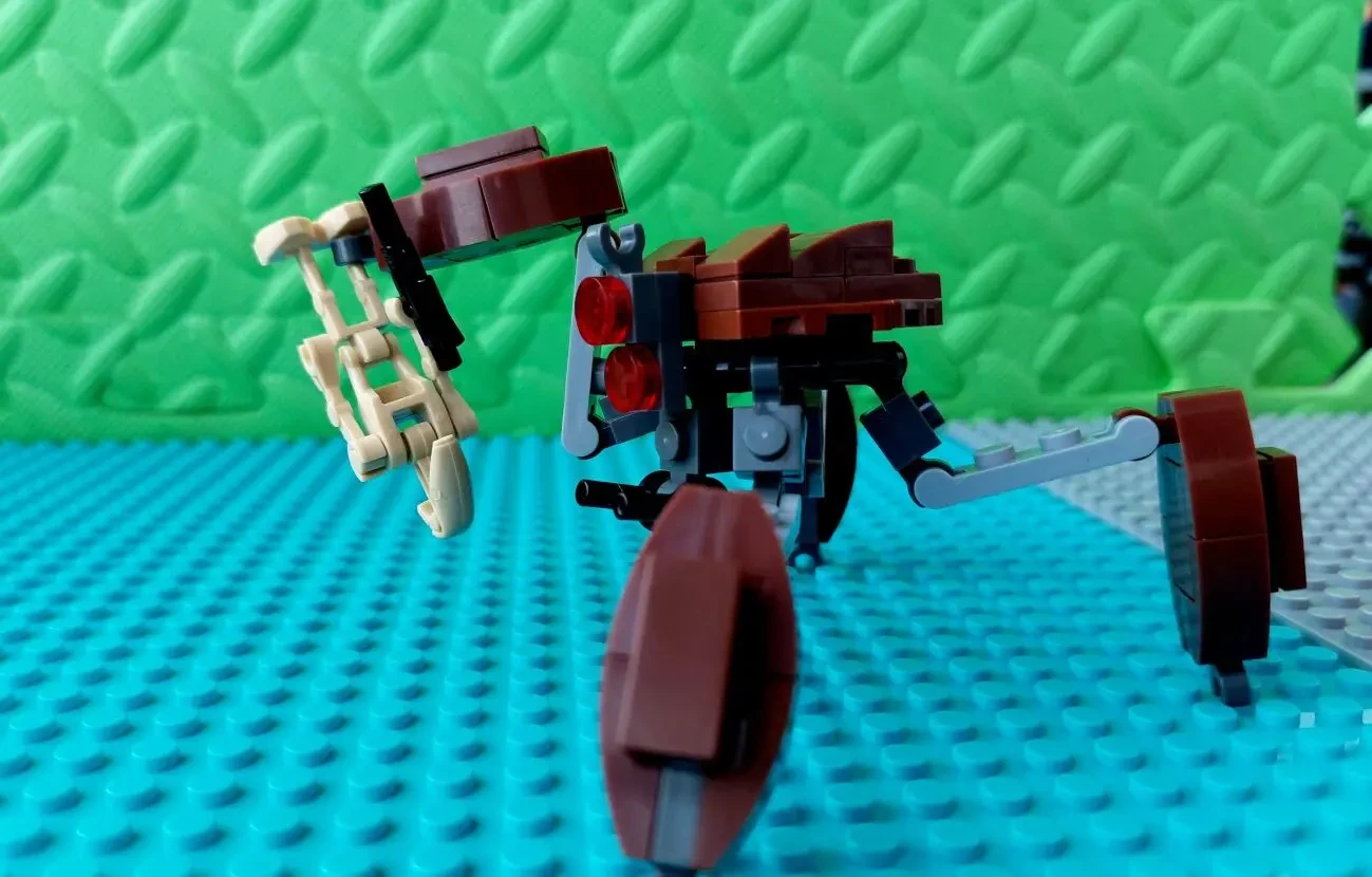 Lego star wars Лего Звёздные Войны минифигурки дроидов Боевой дроид В1 6