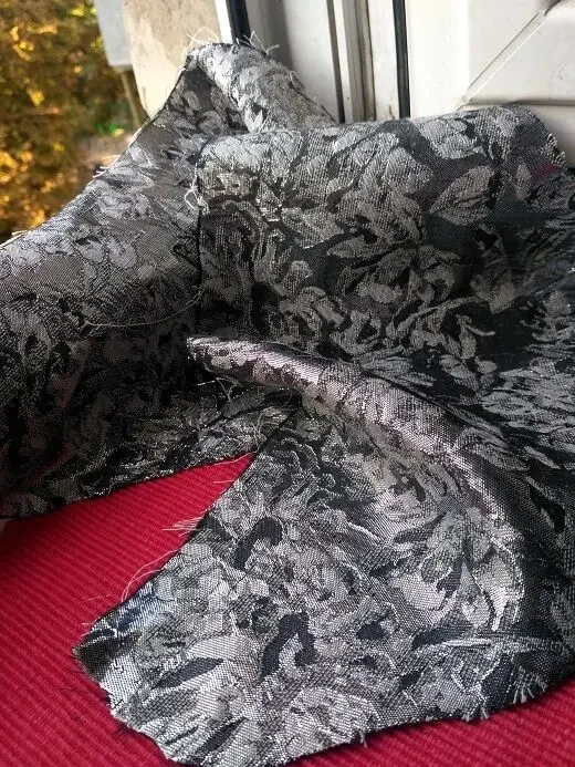 Для кукольных нарядов одежек ткань парча серебро 5