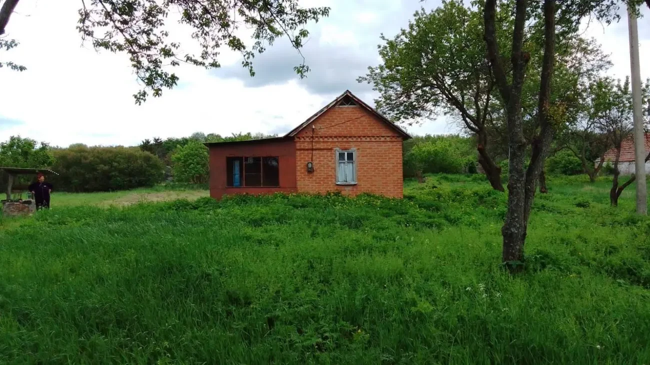 Дом в Полтавской обл., Чутовский район, село Искровка.