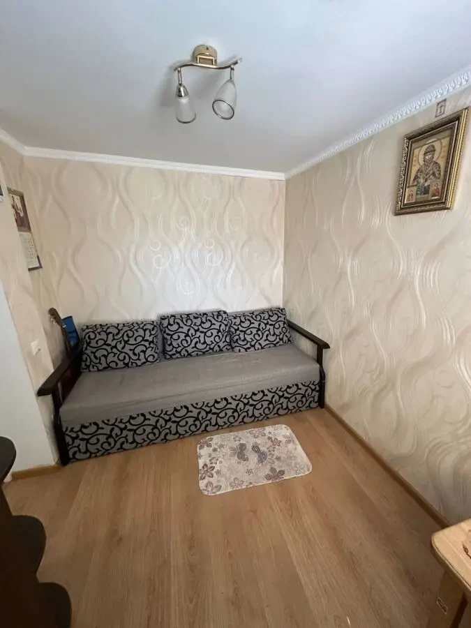 Продам частину будинку в центрі Рівного 8