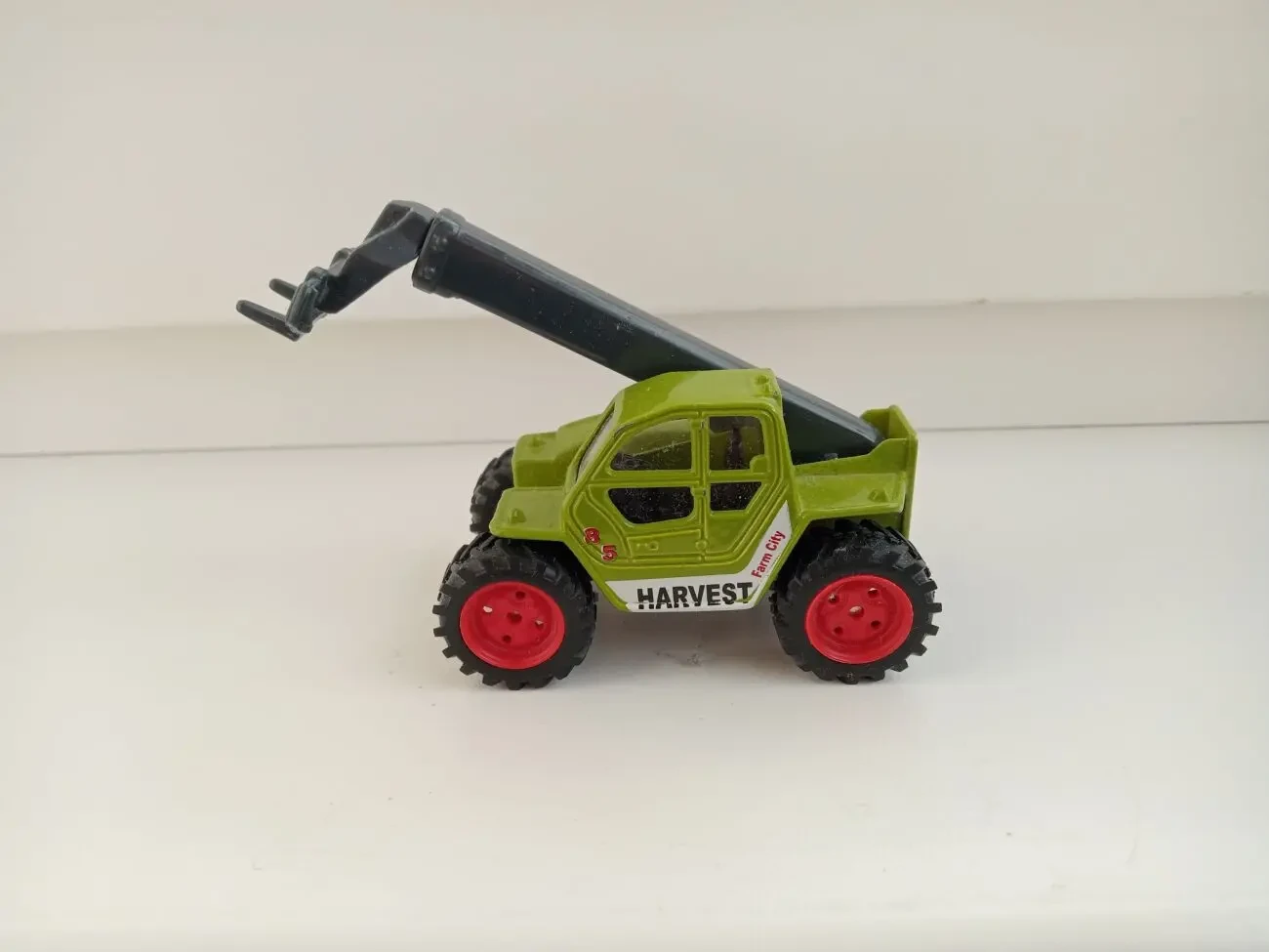 Качественные машинки для ребёнка