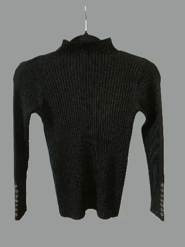 Джемпер жіночий з аплікацією чорний новий 2