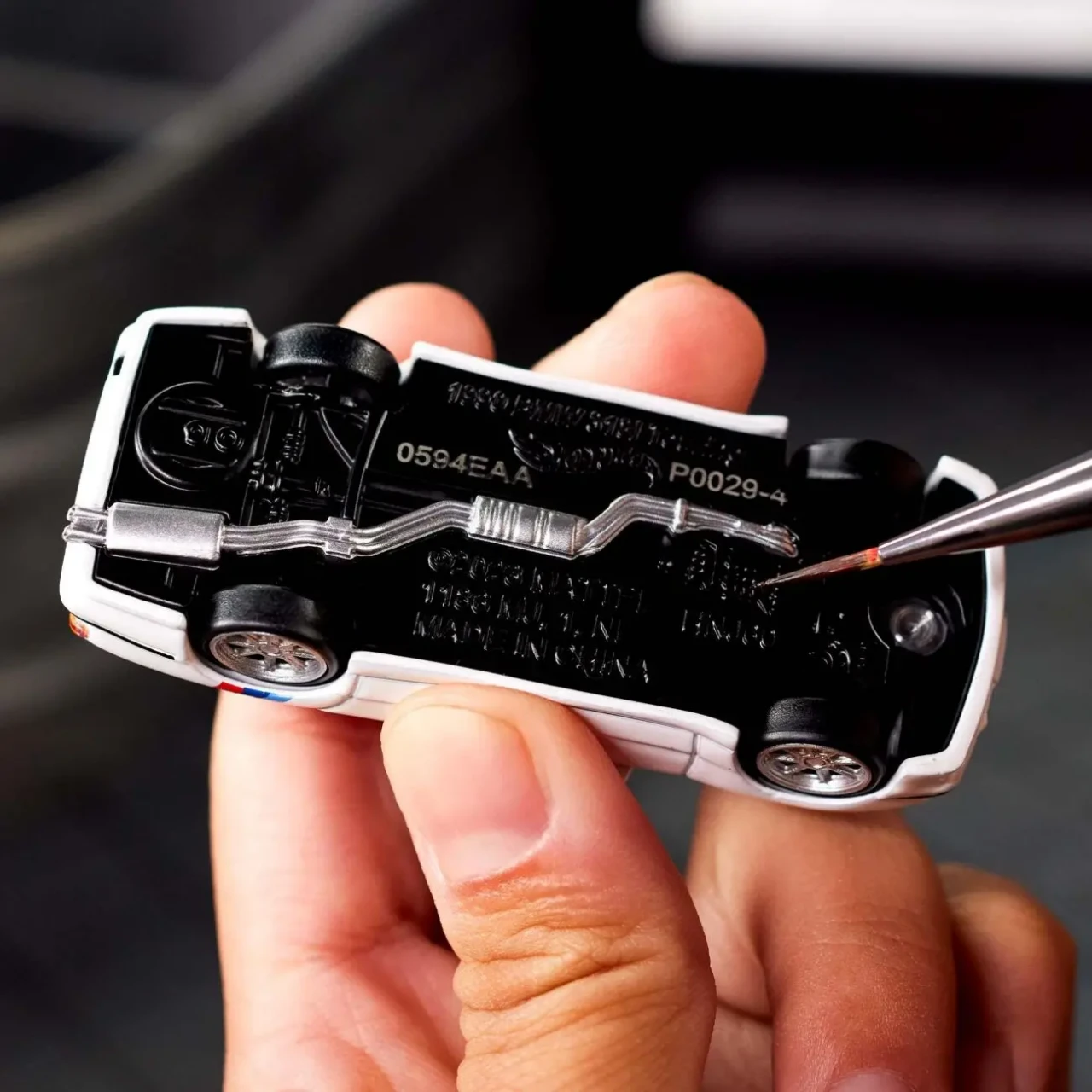 Hot Wheels Elite 64 1990 BMW 318i Touring New 3