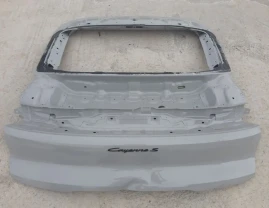Porsche Cayenne Кришка багажника 9Y0827025EYGRV 9Y0827025CYGRV