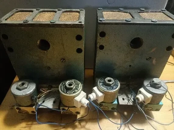 Продам запчасти на гильотину 6.3мм, пневмораспределитель, ножи, упор 7