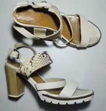 Босоножки 39 25.5 Marco Tozzi кожаные бежевые каблук толстая подошва