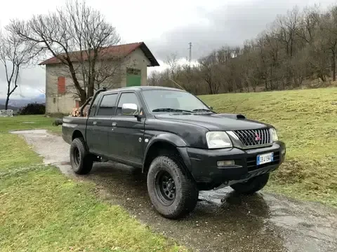 Mitsubishi L200 2.5 дизель для ЗСУ