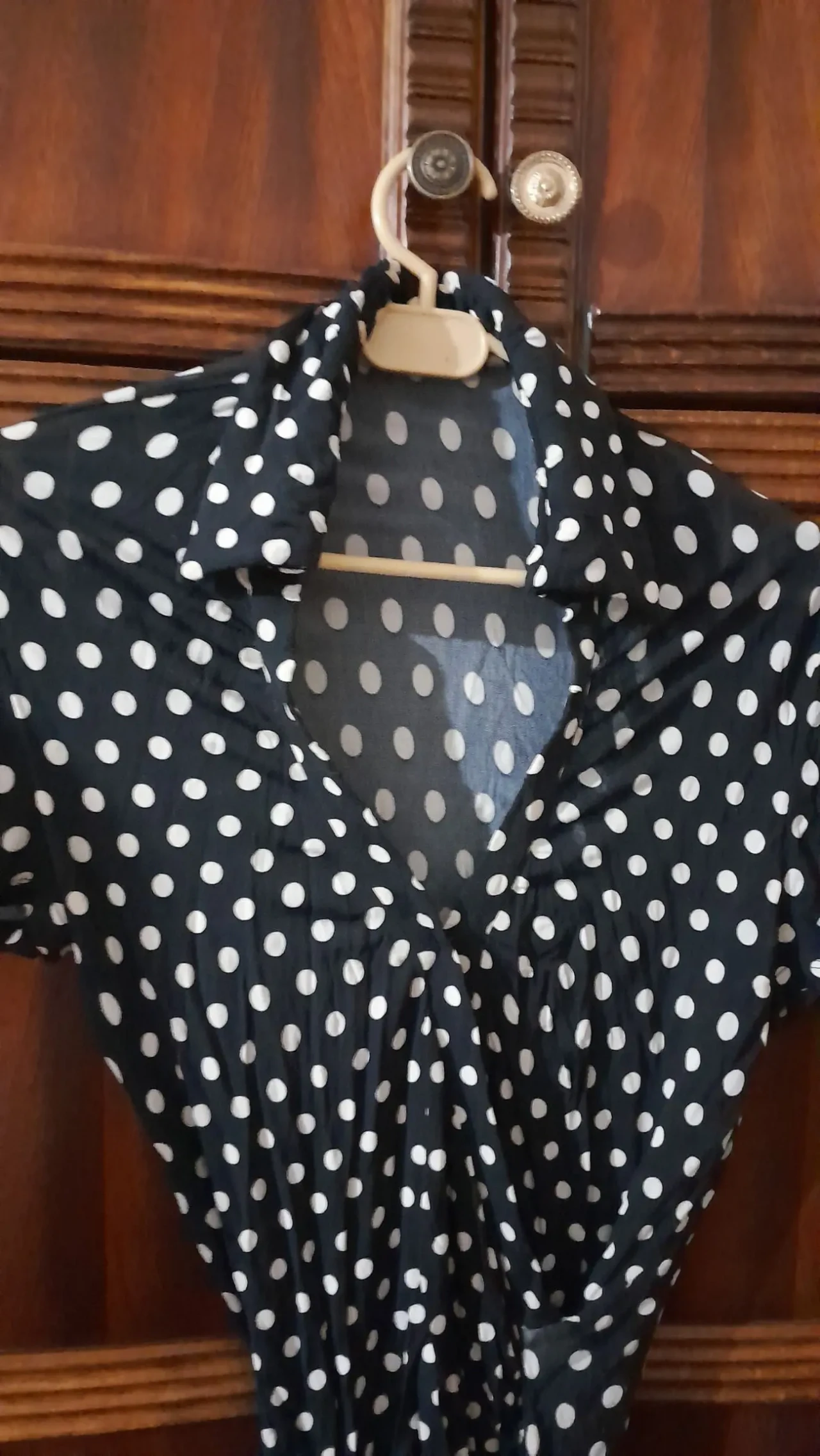 Стильная черная кофта в белый горох отличного качества. Р.46 6