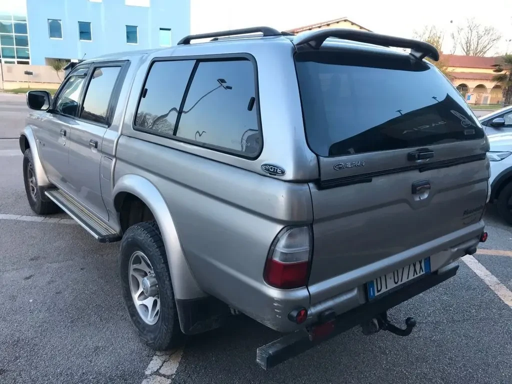 Продам Mitsubishi L200 4