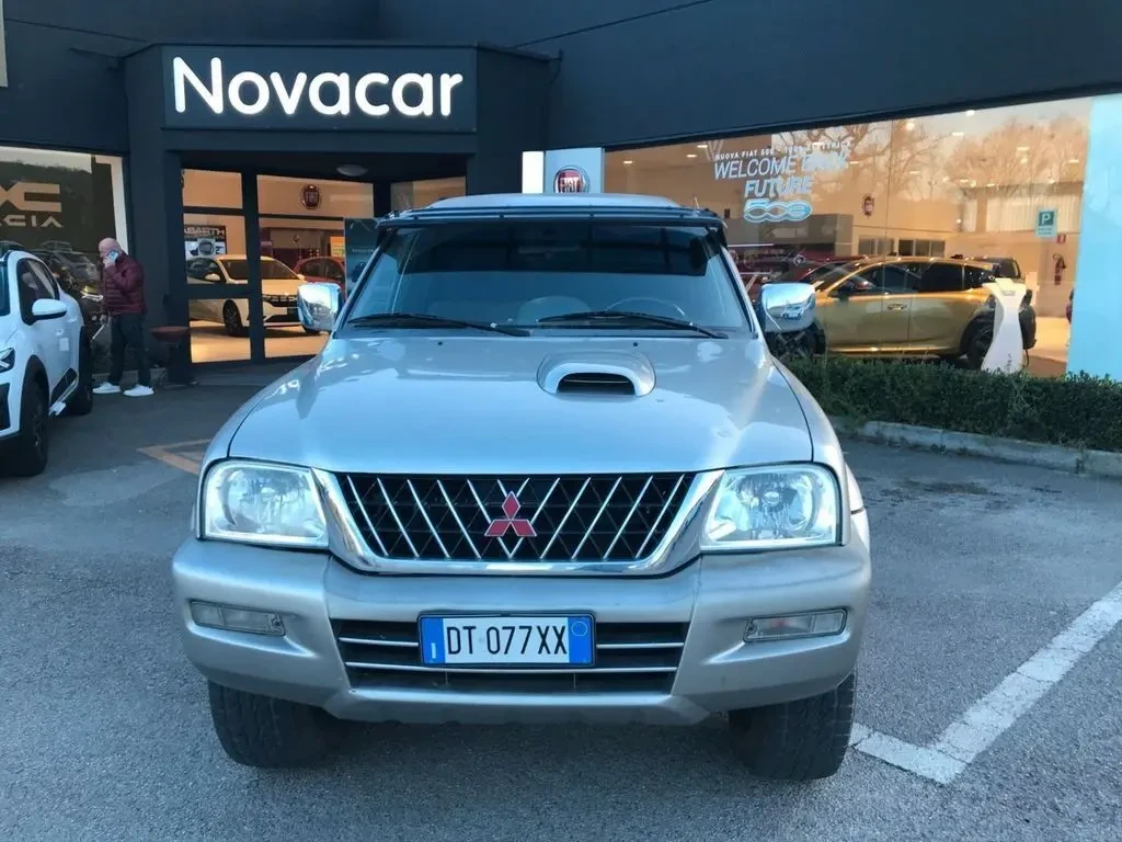 Продам Mitsubishi L200 3