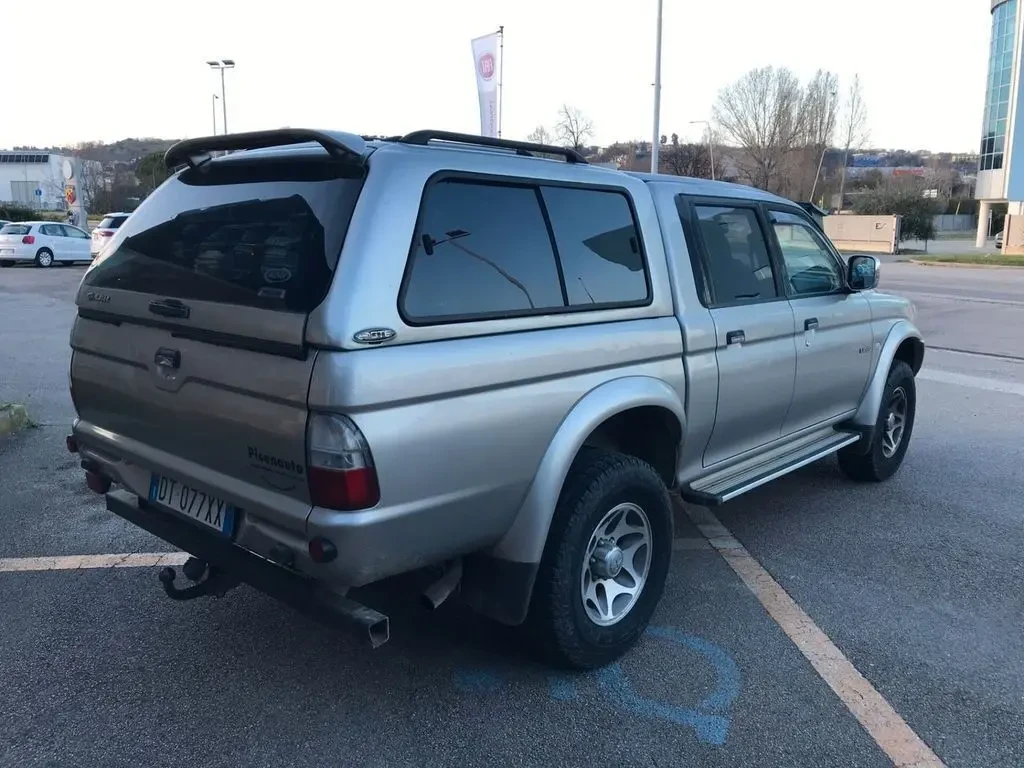 Продам Mitsubishi L200 2