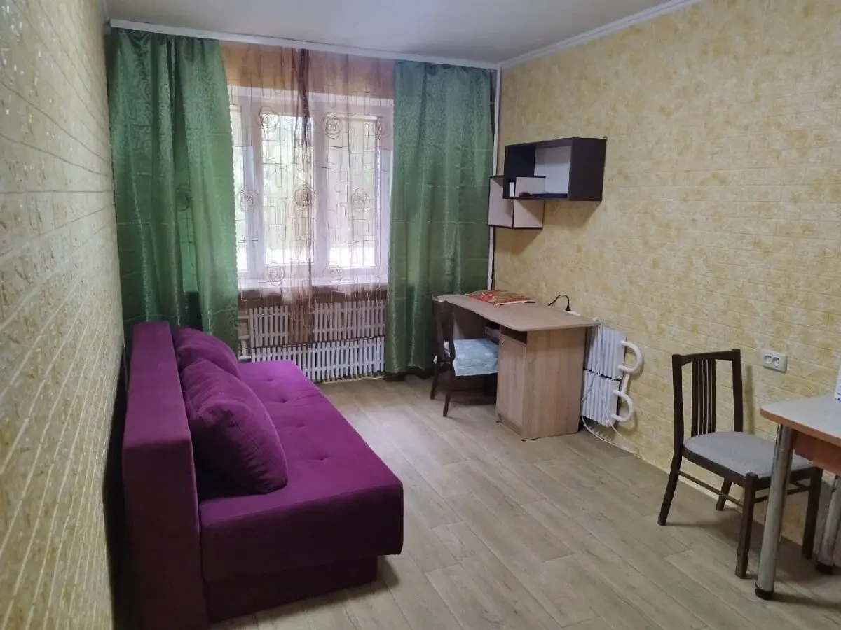 Кімната метро Академіка Павлова