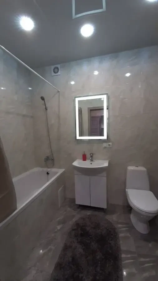 Сдам подобово свою 1к квартиру біля метро палац спорту 4