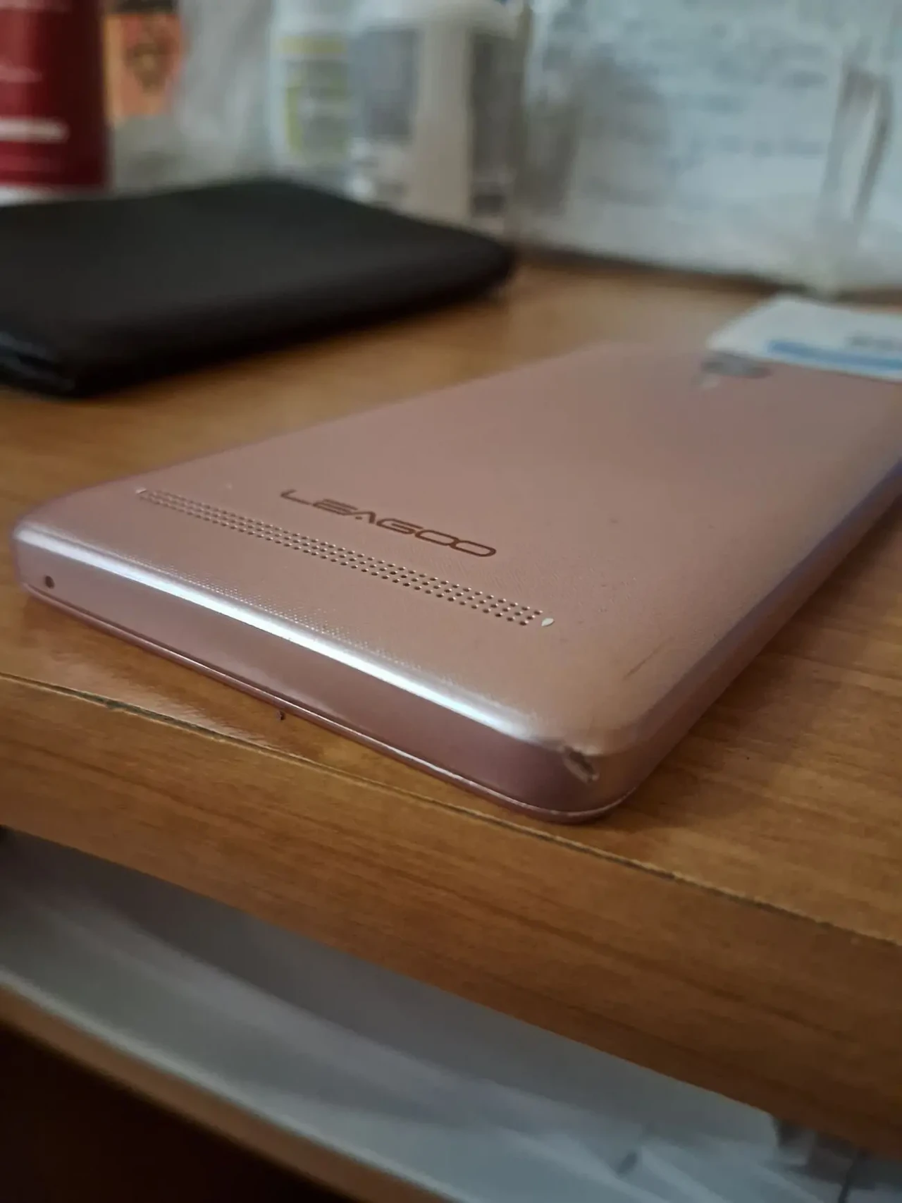 Продам смартфон LEAGOO Z3с,розовий. ТОРГ 3