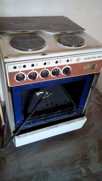 плита електрична б/у.