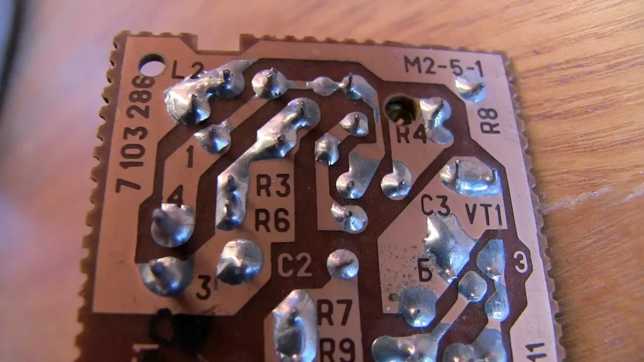 Модуль М2-5-1 с Линией задержки УЛЗ 64-4 от Телевизора ссср 6