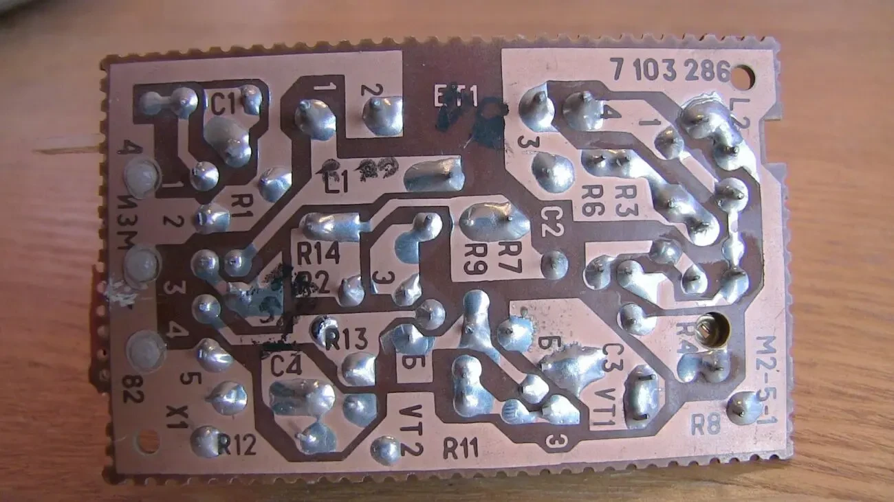 Модуль М2-5-1 с Линией задержки УЛЗ 64-4 от Телевизора ссср 2