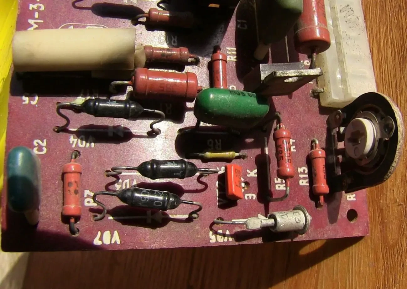 Модуль на телевизор на Телевизор ссср M-3-3 (КУ221Г, КТ837Т) 6