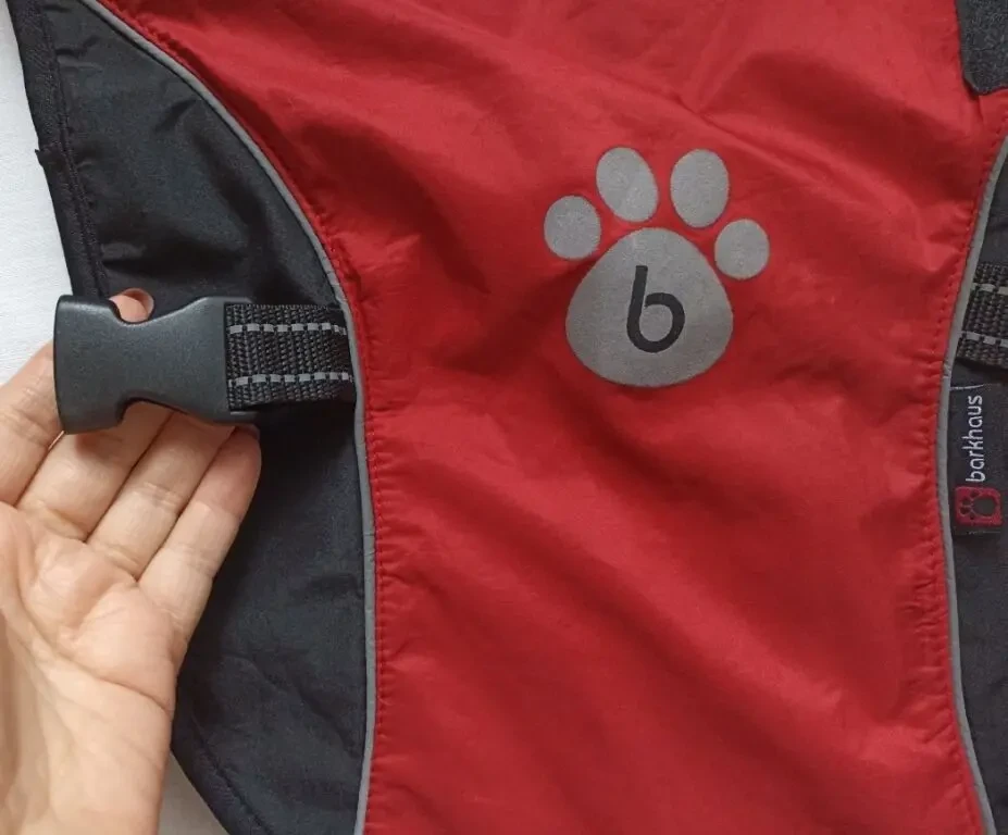 Теплая накидка собачья на флисе со светоотражающим 3