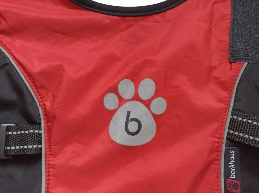 Теплая накидка собачья на флисе со светоотражающим 6