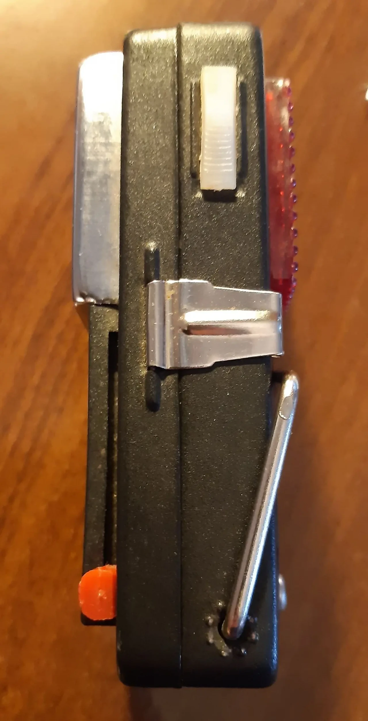 Фонарь тактический сигнальный 3-х цветный. 8