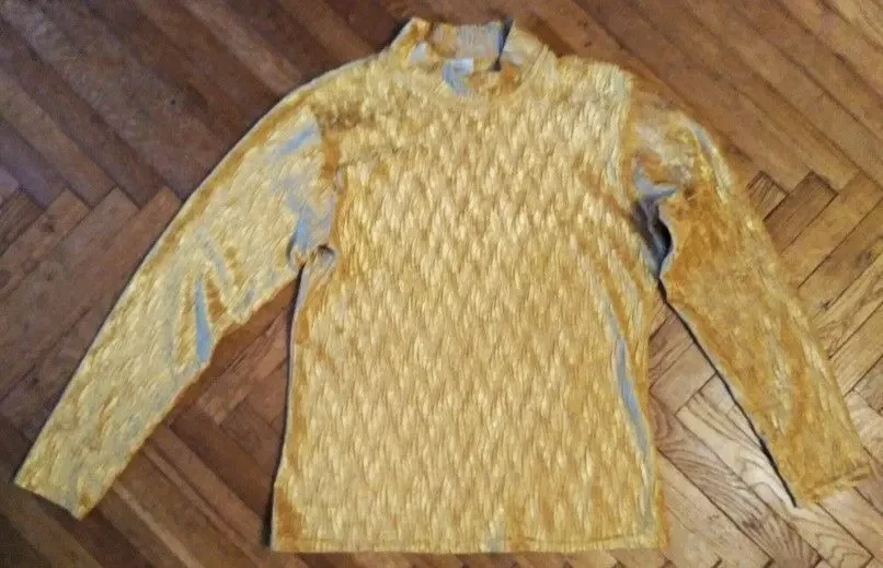 Свитер гольф как бархатный мягкий уютный золотисто-желтый 8