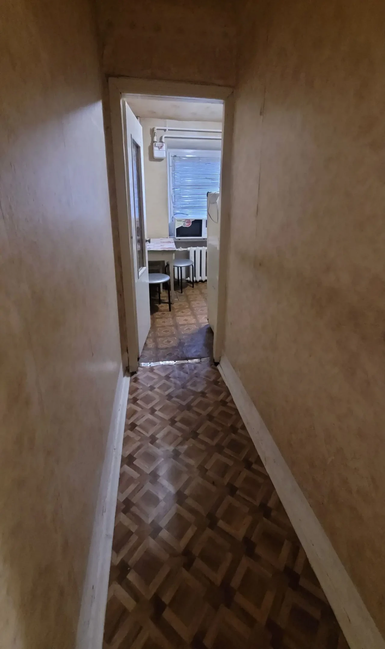 Здам 3-кімнатну квартиру недорого біля метро Бот. сад 5