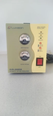Стабілізатор напруги Luxeon.