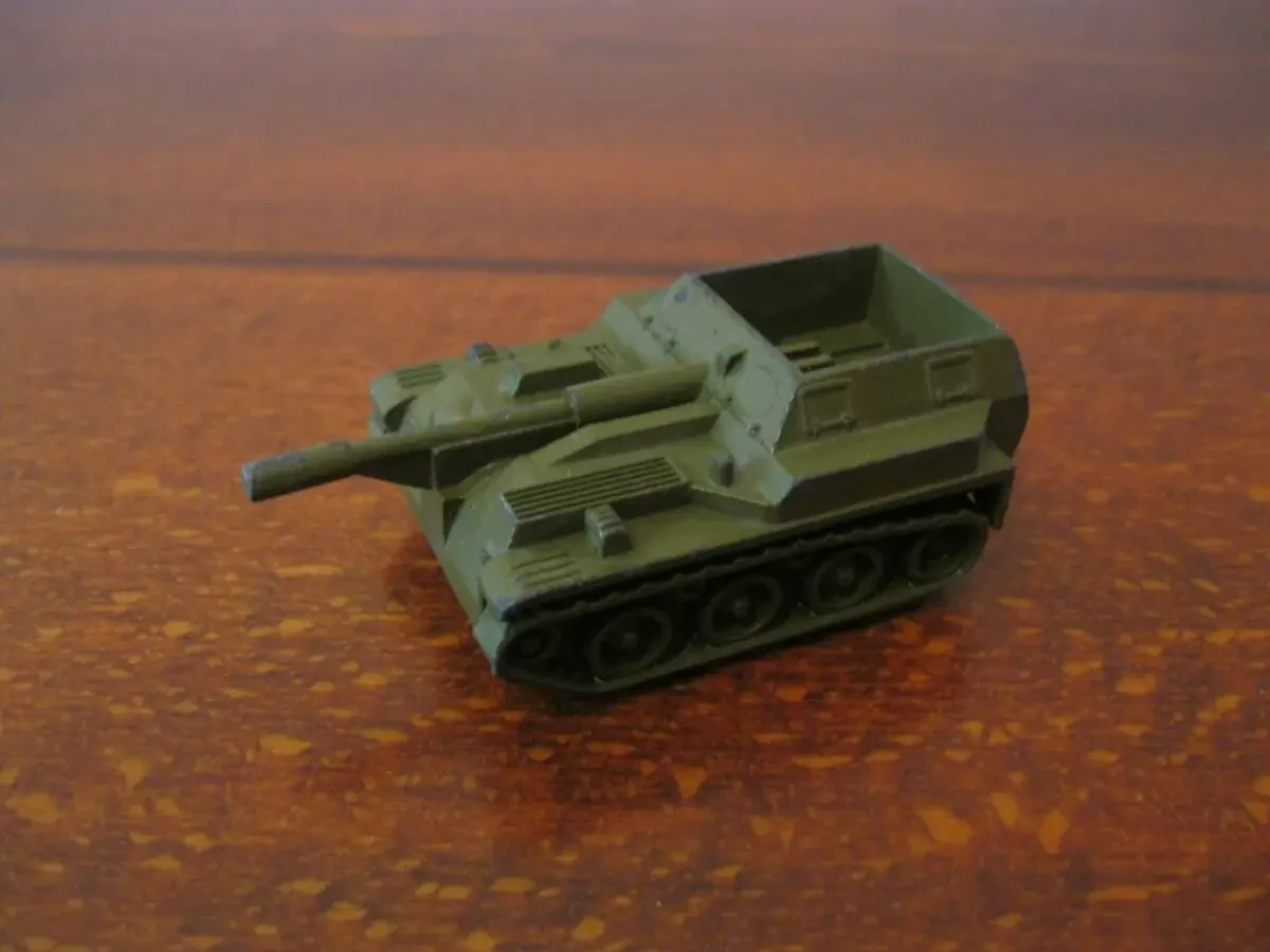 Танк (САУ), модель.