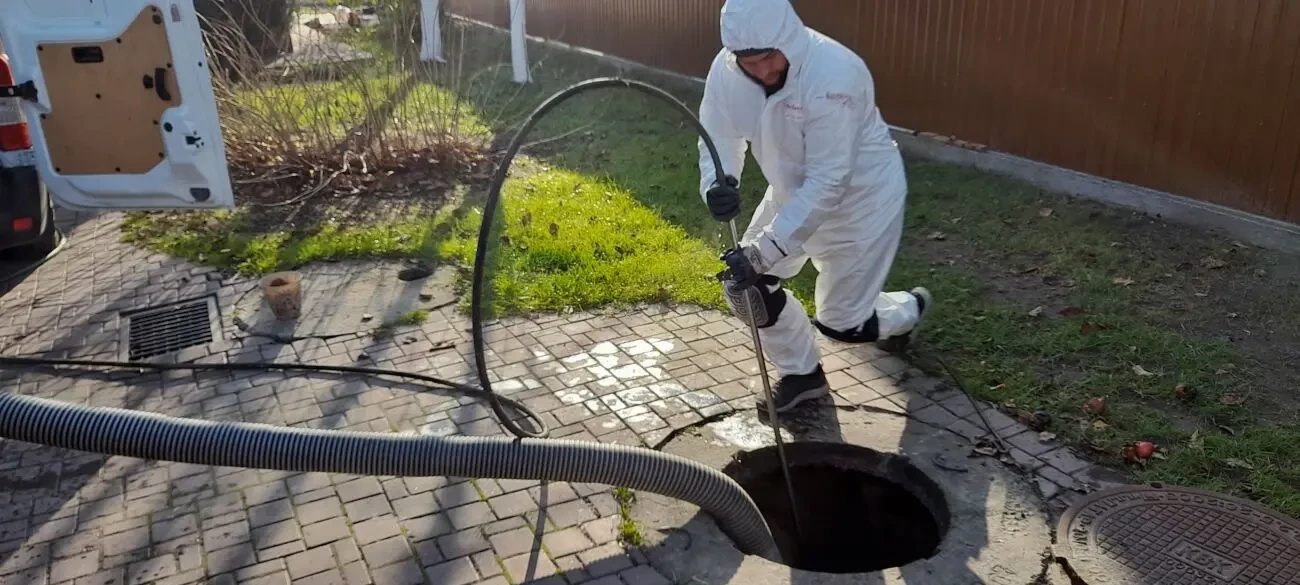 Гидродинамическая прочистка труб канализации Буча 3