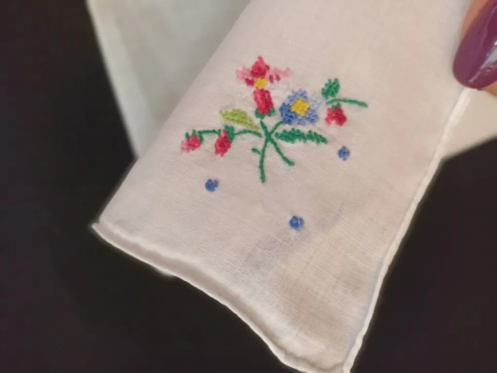 Женский 1 -л4 красивый носовой платок женский белый вышивка крестик 5