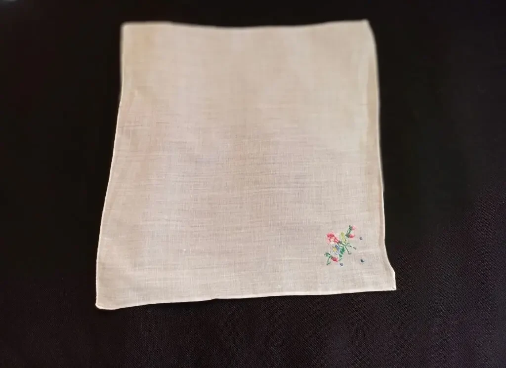 Женский 1 -л4 красивый носовой платок женский белый вышивка крестик 3