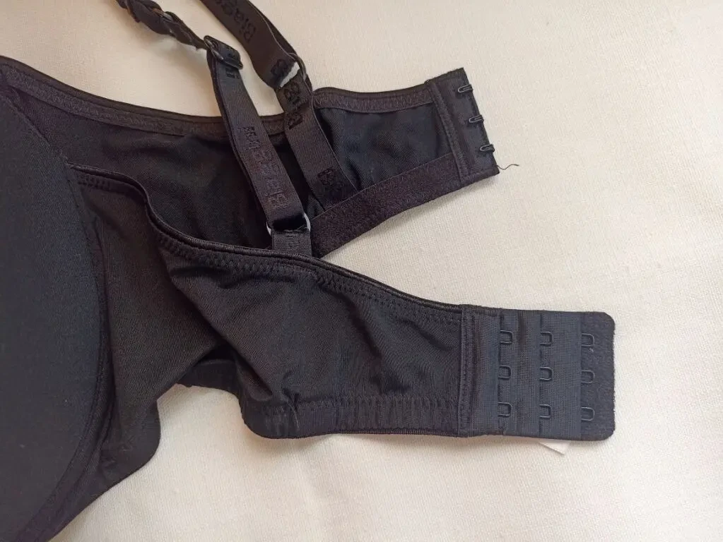 Biaggini 75D Бюстгальтер поролон косточка черный 9