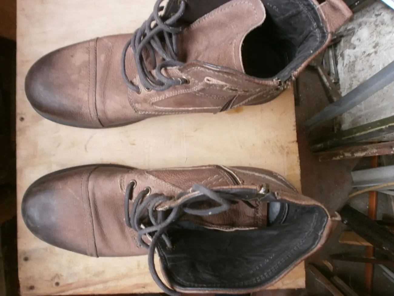 Ботинки кожаные