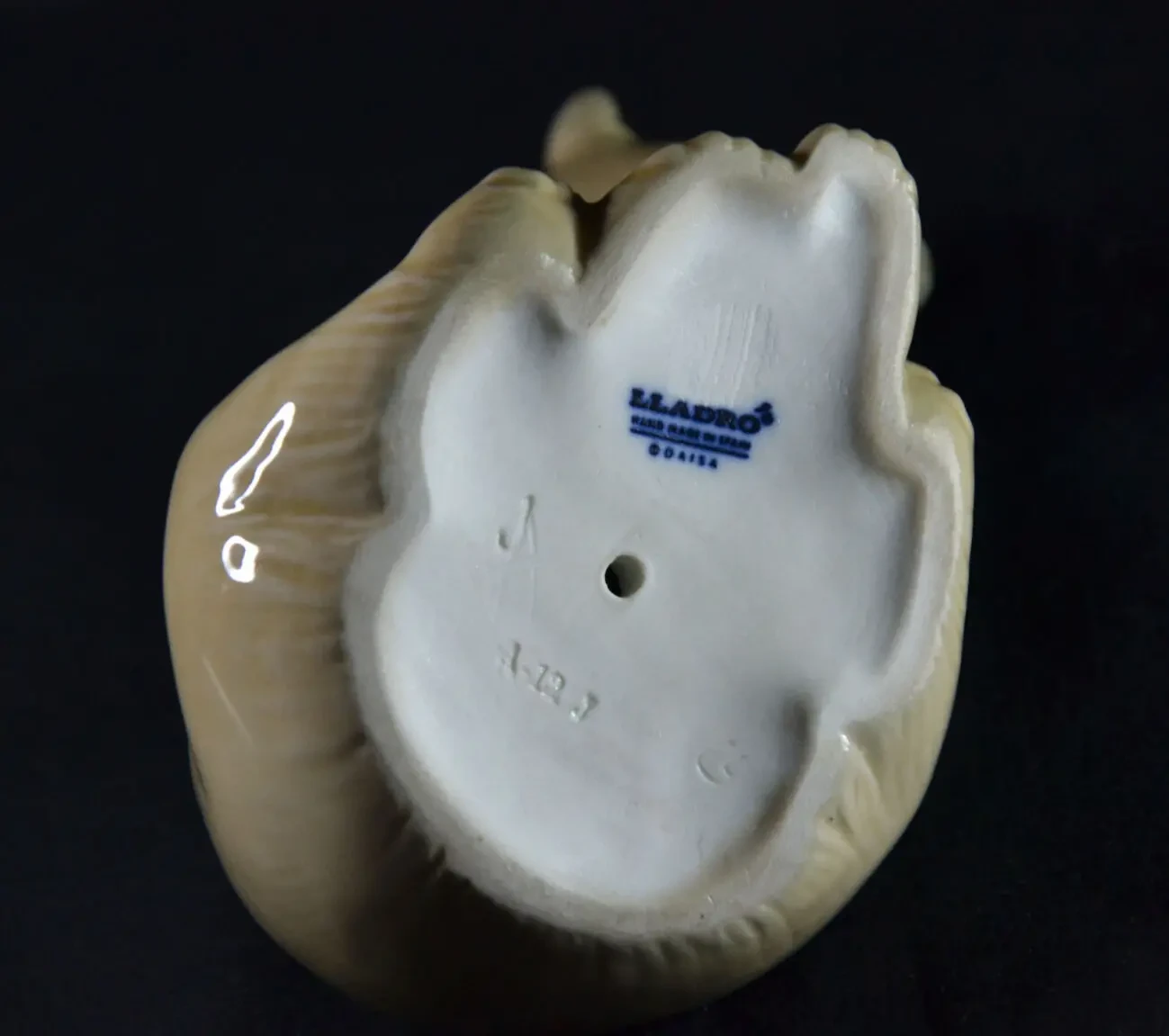 Фарфоровая статуэтка lladro сидящий медведь. 2