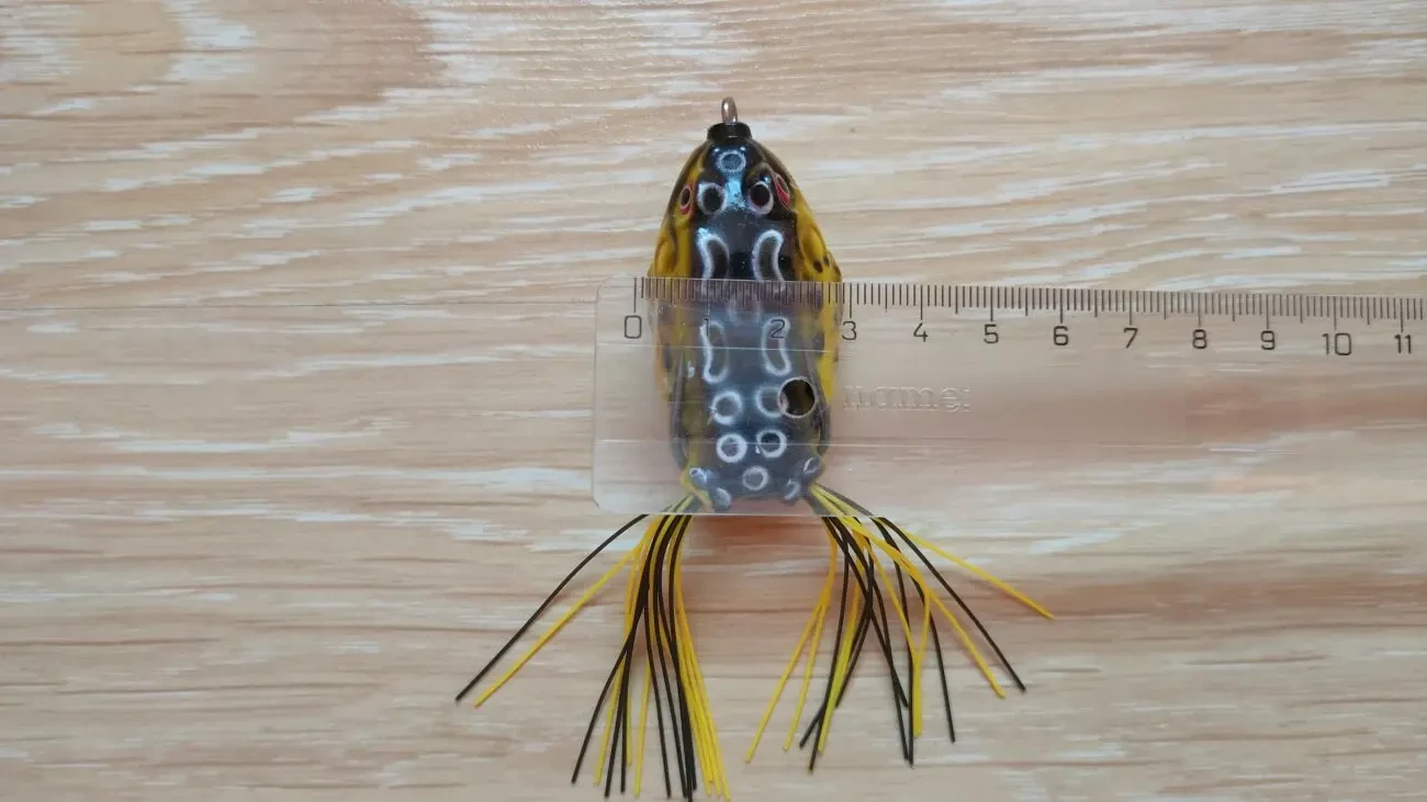 Лягушка воблер незацепляйка на щуку 7