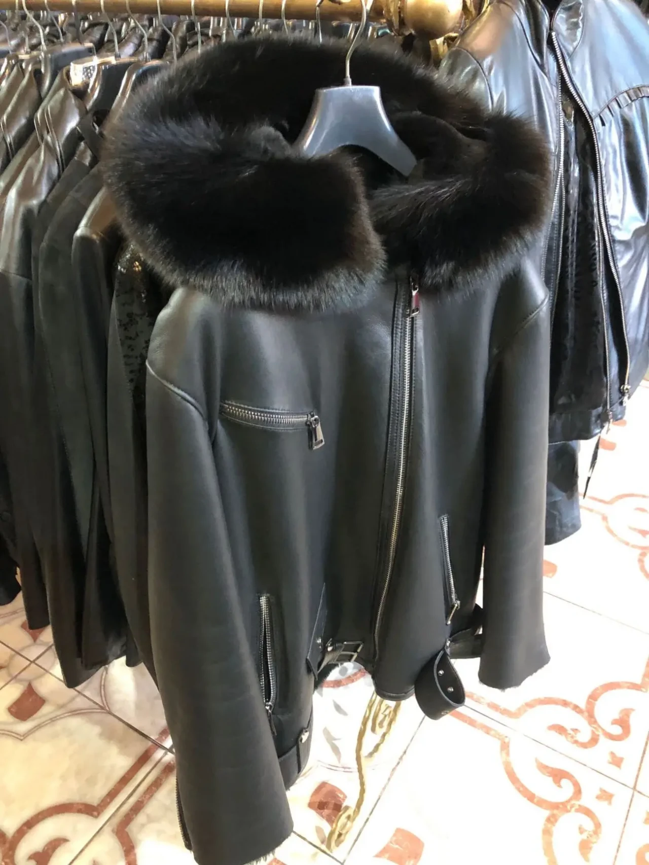 Дублянка капюшон з песцем(є кольори) 4