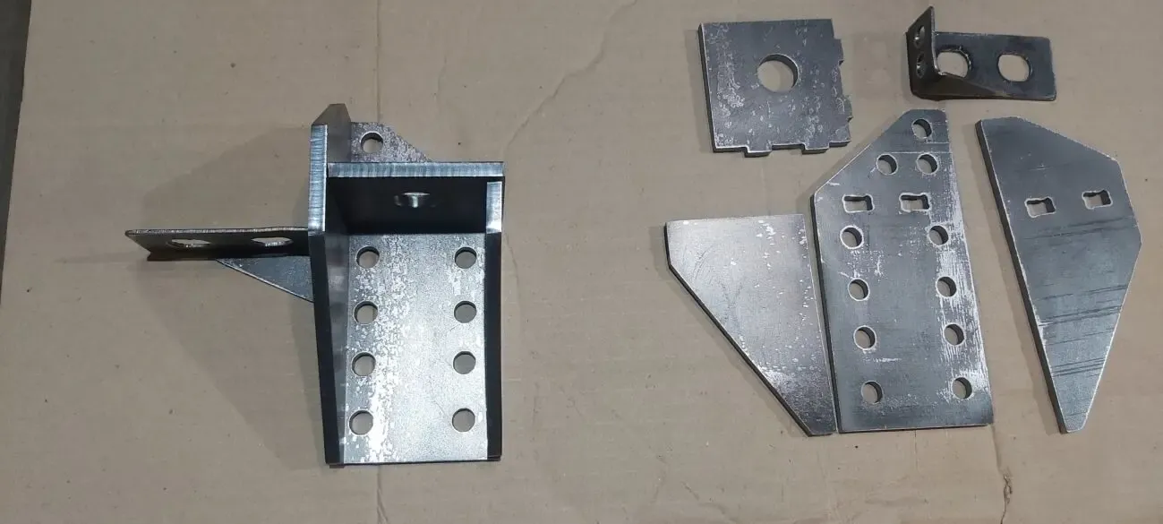 Посилені кронштейни-будиночки передніх амортизаторів Нива ВАЗ 2121-217 3