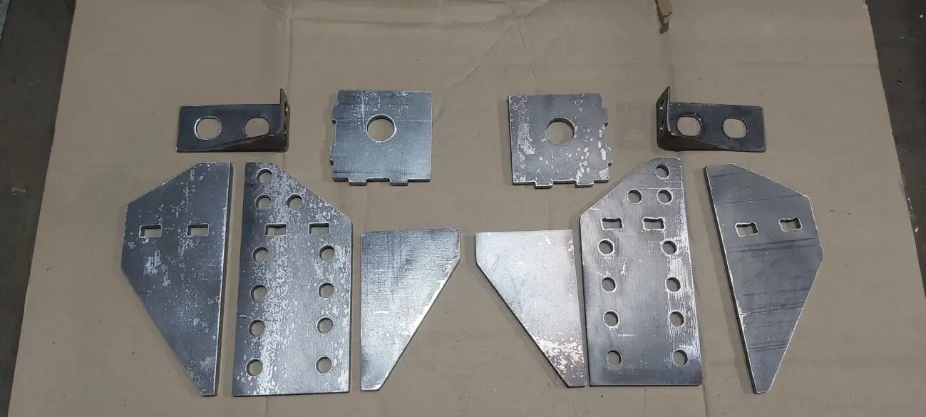 Посилені кронштейни-будиночки передніх амортизаторів Нива ВАЗ 2121-217 5